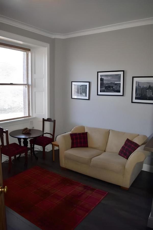 Edina Place -Lovely Central One Bedroom Apartment Edimburgo Esterno foto
